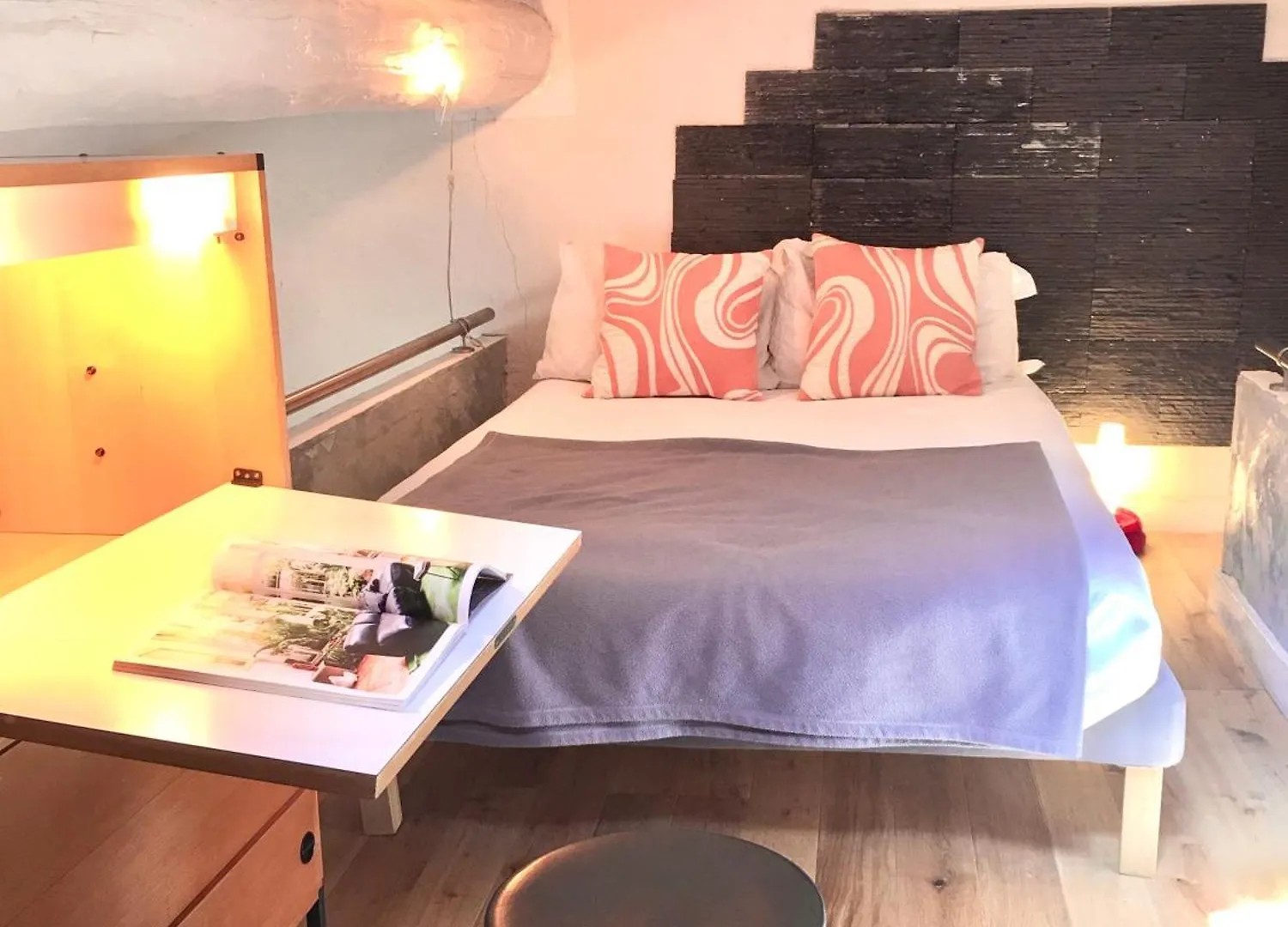 Aix Centre Loft Duplex Terrasse Climatisation Wifi Apartment Aix-en-Provence France